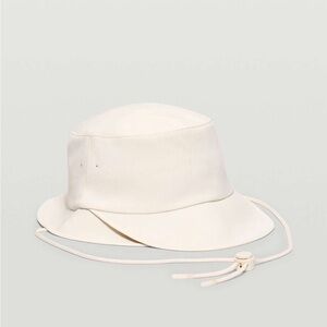 Lululemon Wide-Brim Bucket Hat with Strap White Opal